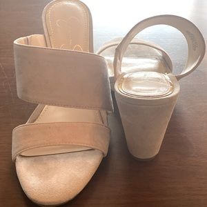 Jessica Simpson nude wedges